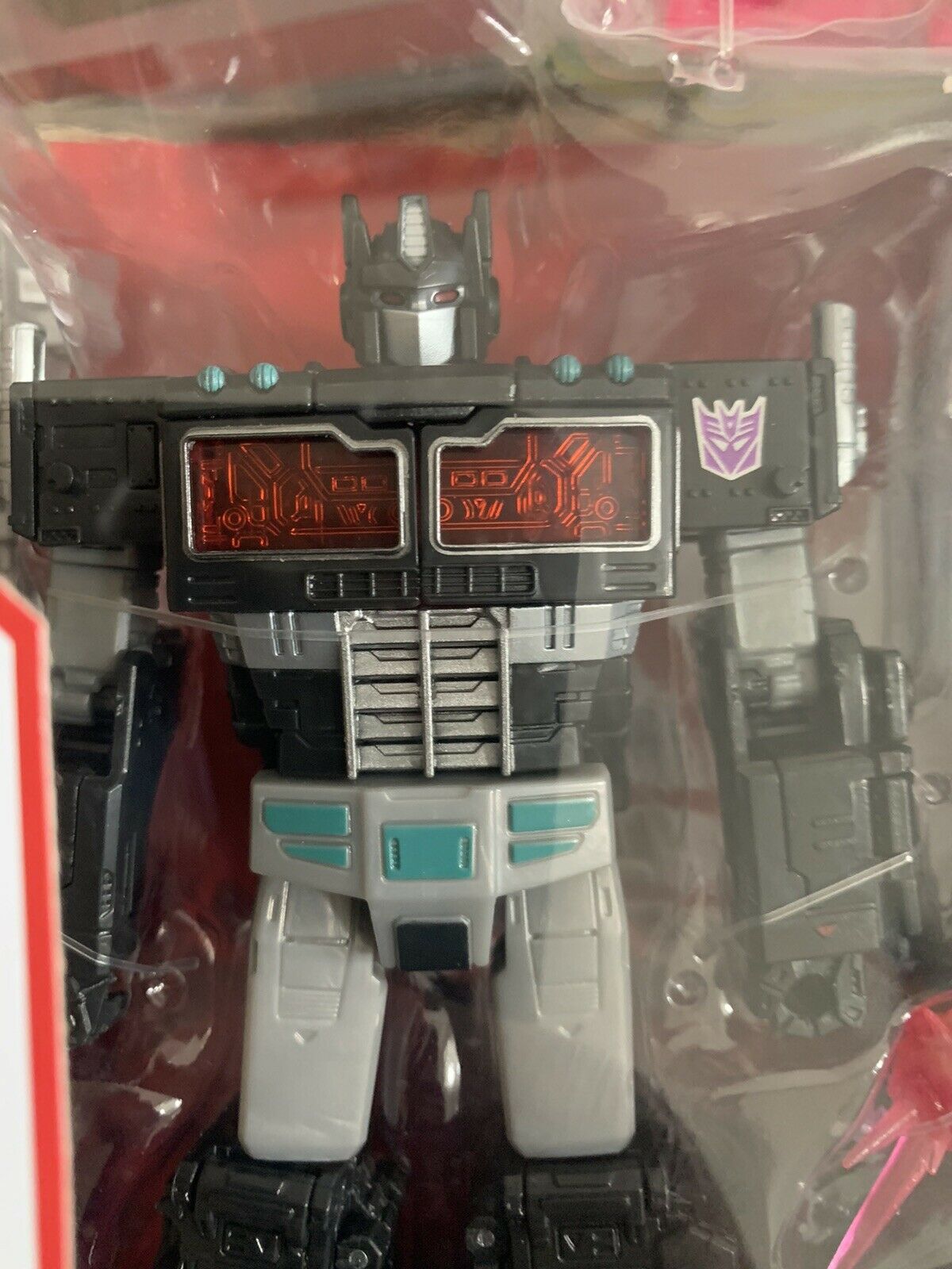 Takara Netflix Transformers WFC-16 Nemesis Prime New Packaging